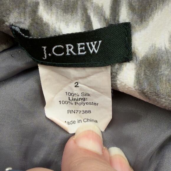 J. Crew Silk Fit & Flair Full Skirt White Gray Rose Floral Career - Picture 4 of 6